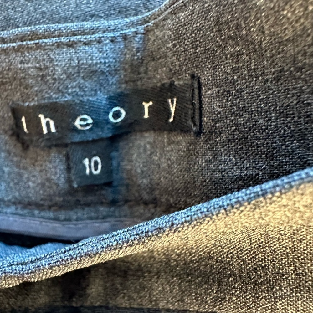 Theory skirt SZ 10 - Picture 1 of 10